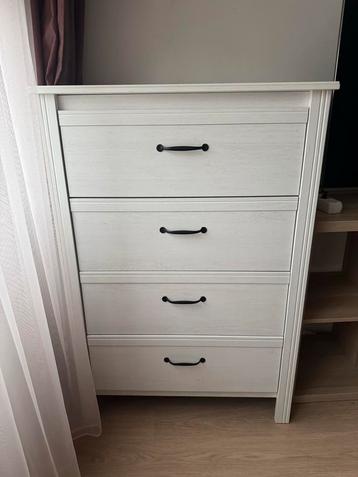 IKEA Ladekast met 4 Lades beschikbaar voor biedingen