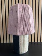 Unieke handgewikkelde designlamp – zachte pastelkleuren, Ophalen of Verzenden, Zo goed als nieuw, Zwart, Rond