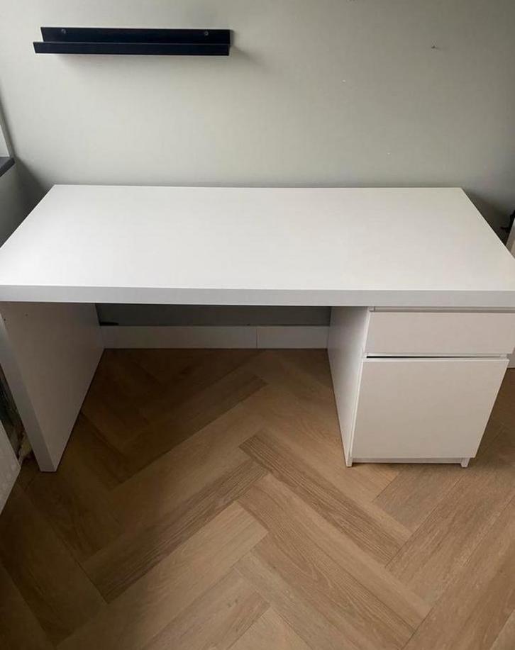 Ikea Malm bureau met ladeblok - als nieuw!, Huis en Inrichting, Bureaus, Ophalen of Verzenden