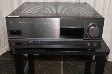 JVC AX Z1010 amplifier beschikbaar voor biedingen