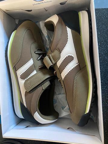 Blue box sneakers nieuw maat 34 beschikbaar voor biedingen