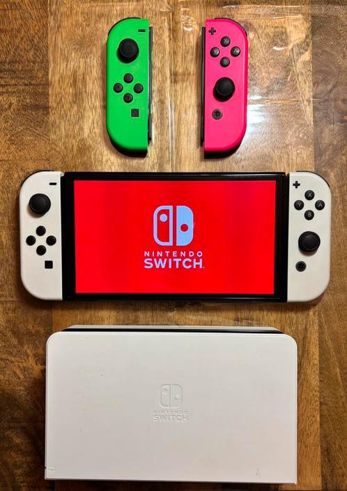 Nintendo Switch Oled, Spelcomputers en Games, Spelcomputers | Nintendo Switch, Zo goed als nieuw, Switch OLED, Met 3 controllers of meer