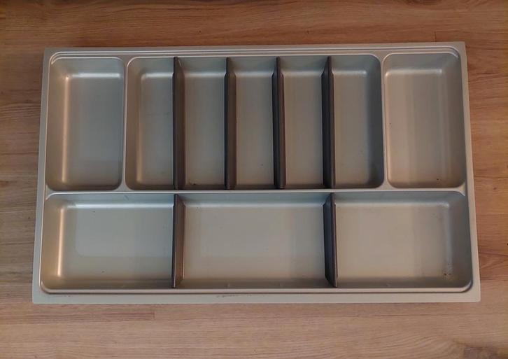 Gratis Bestekbakken, Huis en Inrichting, Keuken | Bestek, Zo goed als nieuw, Los bestek, Kunststof, Ophalen