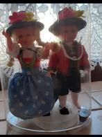 Popjes  twee stuks klederdracht verzamelen, Ophalen of Verzenden