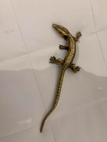 Koperen hagedis 22 cm beschikbaar voor biedingen