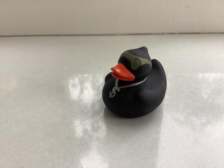 Badeend badeendje bobby AH zwart eendje, Kinderen en Baby's, Speelgoed | Badspeelgoed, Zo goed als nieuw, Ophalen of Verzenden