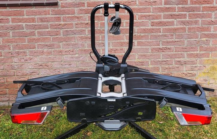 Thule easyfold XT2 933 Fietsendrager – Kantel-/Inklapbaar, Auto diversen, Fietsendragers, Gebruikt, Trekhaakdrager, 2 fietsen