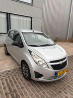 Chevrolet Spark 1.0 benzine 2010 Grijs, Voorwielaandrijving, Stof, Zwart, 4 cilinders