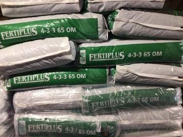 Biologische mestkorrels. Nieuw. Fertiplus : 25 kilo zakken. beschikbaar voor biedingen