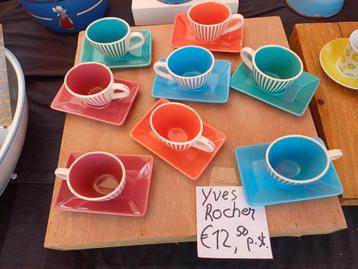 Yves Rocher Espresso Kop en Schotels - Vintage Design beschikbaar voor biedingen