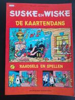 Suske & Wiske 101 plus - De Kaartendans-Zeer Goede Staat, Gelezen, Willy Vandersteen, Eén stripboek, Ophalen of Verzenden