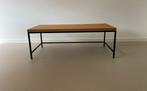 Pastoe “Plato” salontafel hout en metalen vierkant onderstel, Ophalen, 100 tot 150 cm, 50 tot 100 cm, Minder dan 50 cm