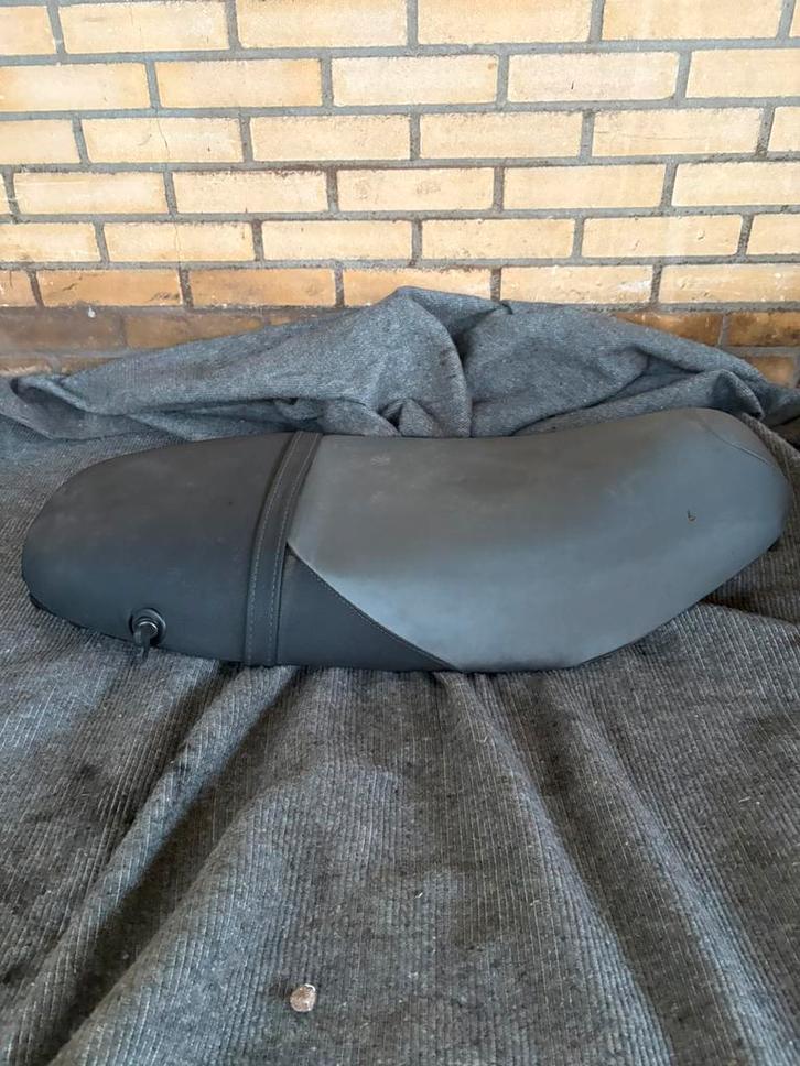 Skipper lx zadel, Fietsen en Brommers, Brommeronderdelen | Scooters, Gebruikt, Piaggio, Zadel, Ophalen of Verzenden