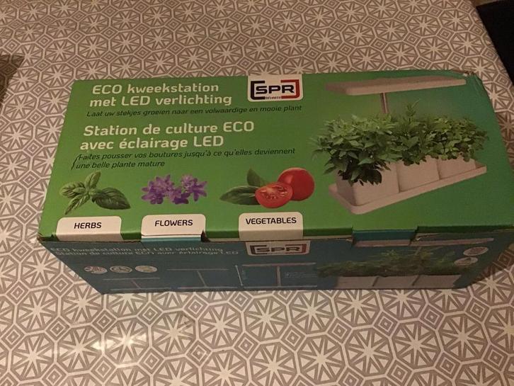 Eco kweekstation - Nieuw in doos!, Tuin en Terras, Kweekspullen, Nieuw, Kweekbak, Ophalen of Verzenden