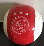Mini voetbal met AJAX logo, Verzamelen, Sportartikelen en Voetbal, Ophalen, Zo goed als nieuw, Ajax, Overige typen