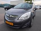 Opel Meriva 1.4 Turbo Cosmo AUTOMAAT/CLIMA/CRUISE/NAVI!, 65 €/maand, Gebruikt, 4 cilinders, Leder en Stof