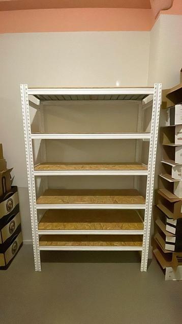 5 Robuuste magazijnstellingen - wit staal met OSB-planken beschikbaar voor biedingen