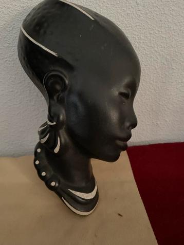 Vintage Keramisch Wandbeeld Vrouwenhoofd beschikbaar voor biedingen