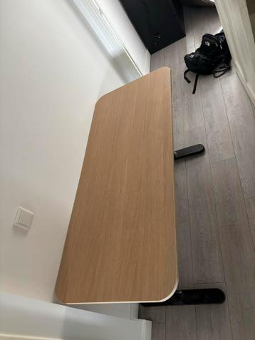 IKEA BEKANT Bureau 140x60 - In hoogte verstelbaar - afbeelding 7