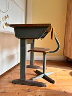 Vintage schooltafeltje / bureautje met stoel | Schoolbankje, Ophalen, Zo goed als nieuw, Tafel(s) en Stoel(en)
