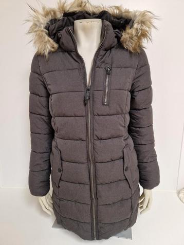 Nieuwe ONLY dames winterjas maat M beschikbaar voor biedingen