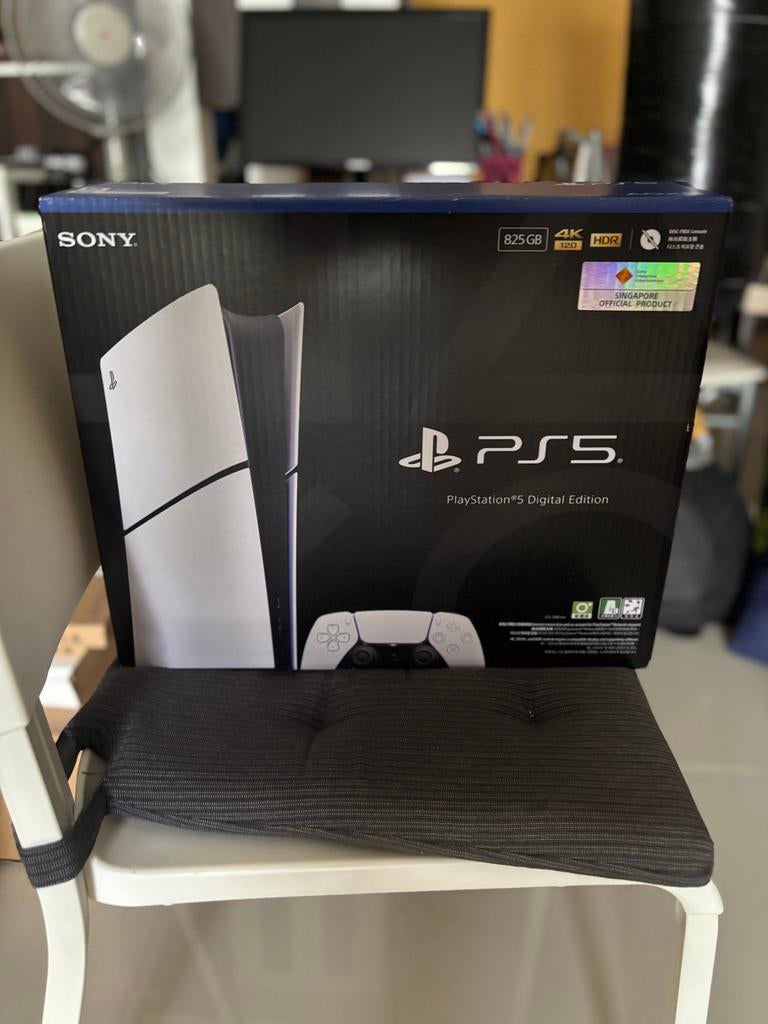 Sony Playstation 5 digitaal editie 1tb, Spelcomputers en Games, Spelcomputers | Sony PlayStation 5, Ophalen of Verzenden, Zo goed als nieuw