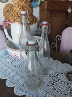 Oude brocante glazen fles beugelfles 3x porseleinen dop., Ophalen of Verzenden