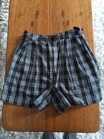 Zwart/wit korte broek, Ophalen of Verzenden, Zo goed als nieuw, Overige kleuren, Kort