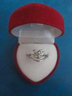 Ring - zilverkleurig - oog (NIEUW), Sieraden, Tassen en Uiterlijk, Ringen, IJzer of Staal, Nieuw, Ophalen of Verzenden, Kleiner dan 17