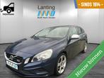 Volvo V60 1.6 T3 R-Design, Auto's, Volvo, Voorwielaandrijving, 15 km/l, Gebruikt, Zwart