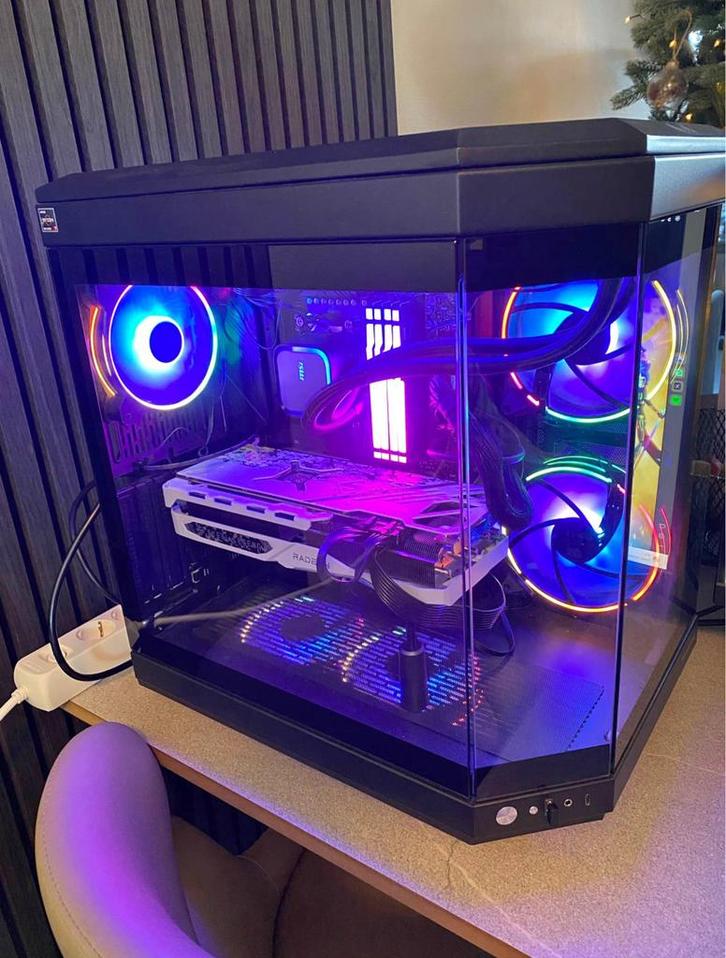 Gaming PC High Spec, Computers en Software, Desktop Pc's, Zo goed als nieuw, 4 Ghz of meer, SSD, 64 GB of meer, Met videokaart