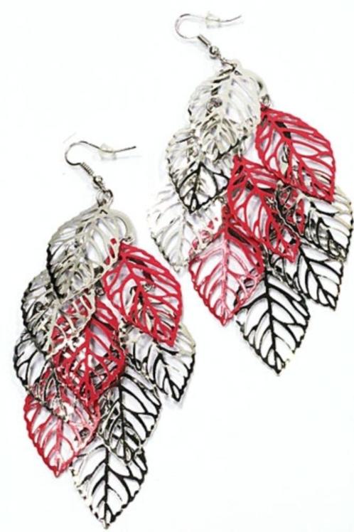 oorbellen mooie opengewerkte oorbellen zilver/rood kleurig, Sieraden, Tassen en Uiterlijk, Oorbellen, Nieuw, Hangers, Overige materialen