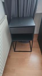 Vikhammer nachtkastje Ikea 40 cm, Huis en Inrichting, Slaapkamer | Nachtkastjes, Ophalen, Gebruikt, Minder dan 45 cm, Minder dan 55 cm