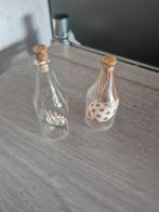 2 miniatuur flesjes, Verzamelen, Beelden en Beeldjes, Ophalen of Verzenden, Zo goed als nieuw, Overige typen