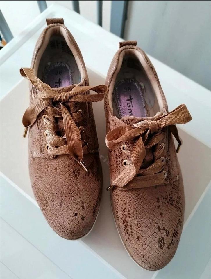 Tamaris leder sneakers, Kleding | Dames, Schoenen, Nieuw, Sneakers of Gympen, Bruin, Ophalen of Verzenden