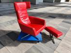 Leolux Elixer relaxfauteuil met hocker leer rood, Huis en Inrichting, Fauteuils, Ophalen, Gebruikt, Modern strak pode stijl, 75 tot 100 cm