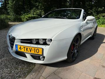 Alfa Romeo Spider 1.7 T Sport Squadra Tuning Xenon RVS Sport beschikbaar voor biedingen