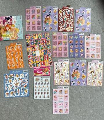 Grote partij verzameling winx club stickers beschikbaar voor biedingen