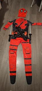 Deadpool kostuum met zwaarden en houder, Ophalen of Verzenden, Zo goed als nieuw, 134 t/m 140, Jongen of Meisje