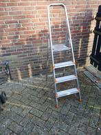 Aluminium trap met 4 treden, Doe-het-zelf en Verbouw, Ophalen, Gebruikt, Trap, Opvouwbaar of Inschuifbaar