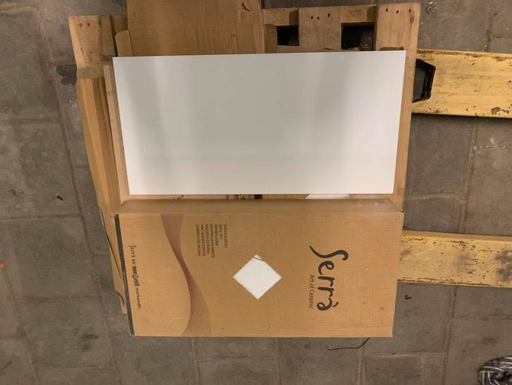 Witte Wandtegels 60x30 ca 7,5 m2 - Nieuw in Doos!, Doe-het-zelf en Verbouw, Tegels, Nieuw, Wandtegels, Keramiek, 40 tot 60 cm