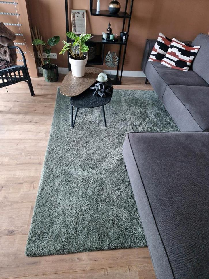 Groen vloerkleed  160x230 carpet right, Huis en Inrichting, Stoffering | Tapijten en Kleden, 150 tot 200 cm, 200 cm of meer, Rechthoekig