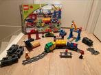 Duplo treinbaan, met uitbreidingen, Kinderen en Baby's, Speelgoed | Duplo en Lego, Ophalen of Verzenden, Gebruikt, Complete set