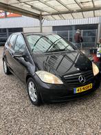Mercedes-Benz A-Klasse 1.5 A160 5DRS 2010 Zwart, Auto's, Mercedes-Benz, Voorwielaandrijving, Euro 5, Stof, 4 cilinders