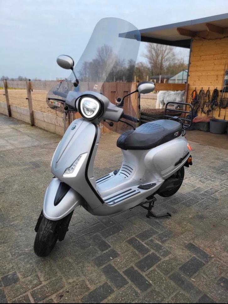 GTS Bravo Electric Scooter - Zo goed als nieuw!, Fietsen en Brommers, Brommeronderdelen | Scooters, Zo goed als nieuw, Overige merken