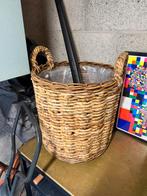 Rieten mand, Ophalen, Zo goed als nieuw, Rond, Riet