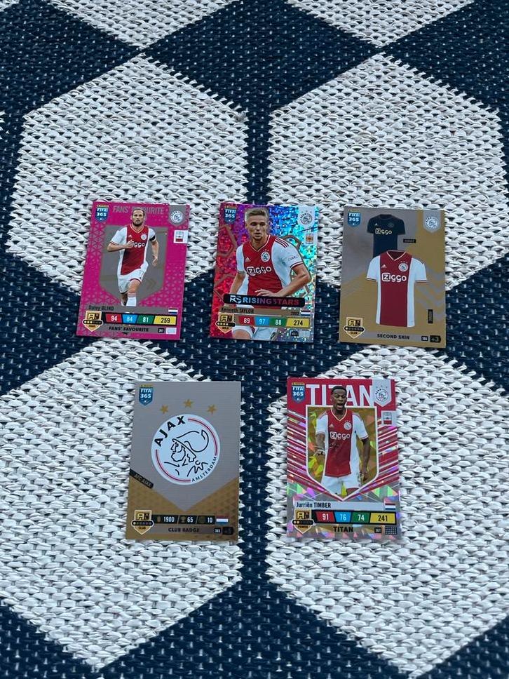 Ajax Adrenalyn XL FIFA 365 2023 Kaarten Set, Hobby en Vrije tijd, Verzamelkaartspellen | Overige, Zo goed als nieuw, Meerdere kaarten