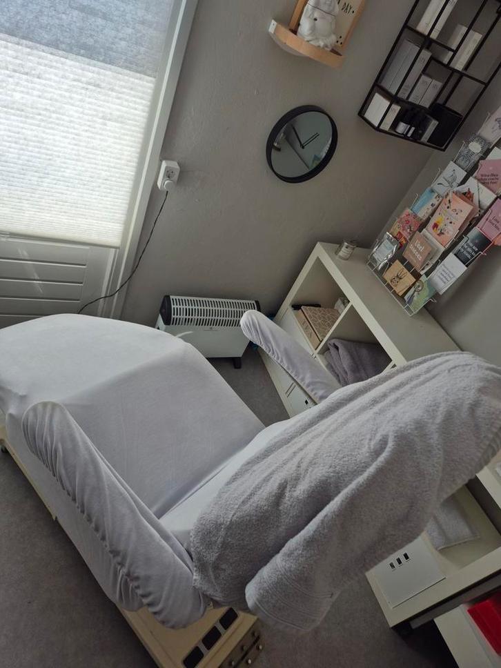 Elektrische behandelstoel,Cosmetronic, Witgoed en Apparatuur, Persoonlijke-verzorgingsapparatuur, Ophalen of Verzenden