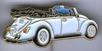 VW Kever cabrio wit op koper auto speldje ( D_537 ), Verzamelen, Speldjes, Pins en Buttons, Verzenden, Nieuw, Transport, Speldje of Pin