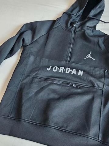 Te koop NIEUW Jordan trainingspak maat XS  beschikbaar voor biedingen